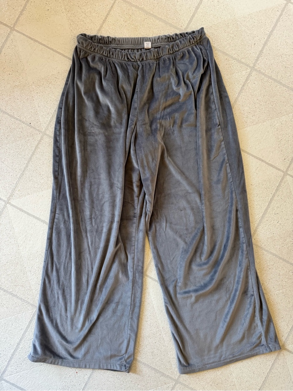 Old Navy Women’s Charcoal Gray Wide-Leg Sweatpants